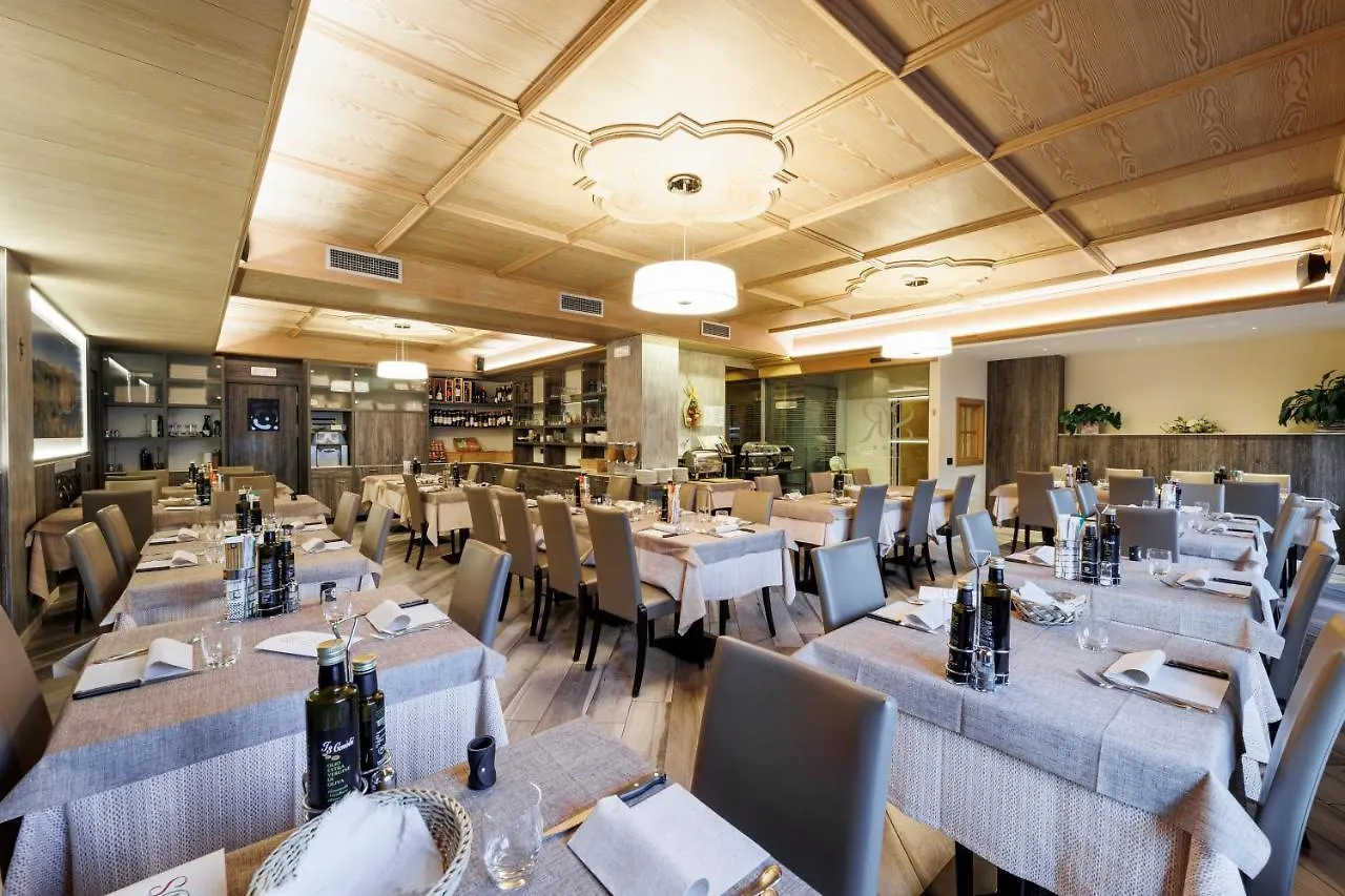 ליביניו Hotel San Rocco 3*,
